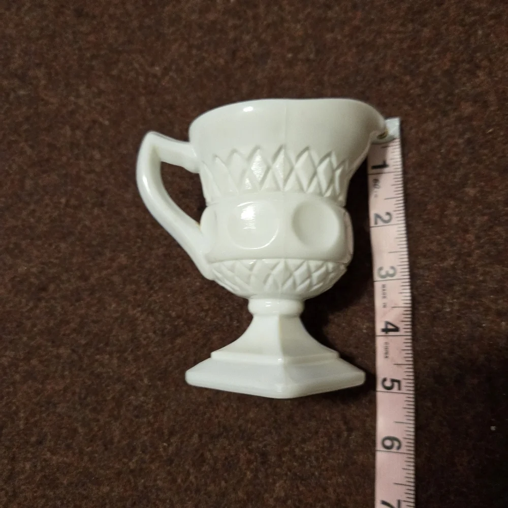 Vintage McKee Plymouth Thumbprint Milk Glass Pedestal Creamer Exc Cond